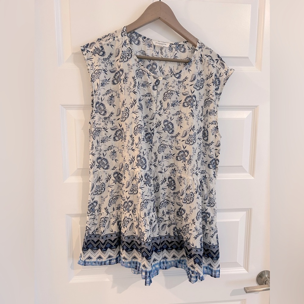 Beach Lunch Lounge Sleeveless Floral Blouse White Blue Size L